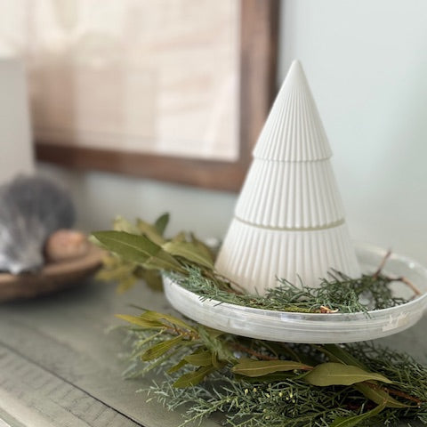 White Tree Candle in Carolina Christmas Scent