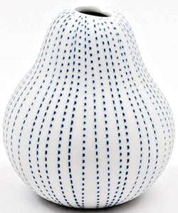 1398W26 GUGU PEAR S - WO 26 Porcelain bud vase